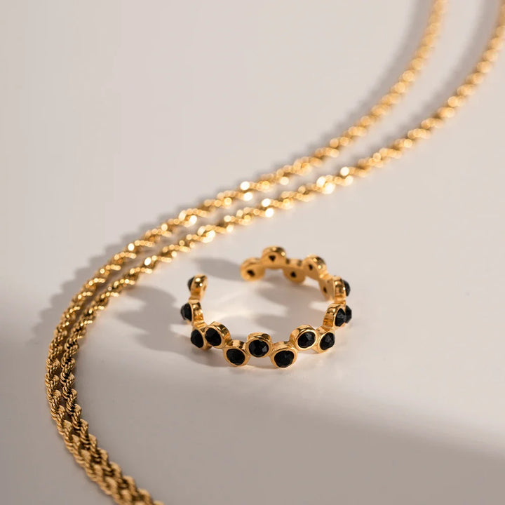 BowLift | Staggered Hive Diamond Ring