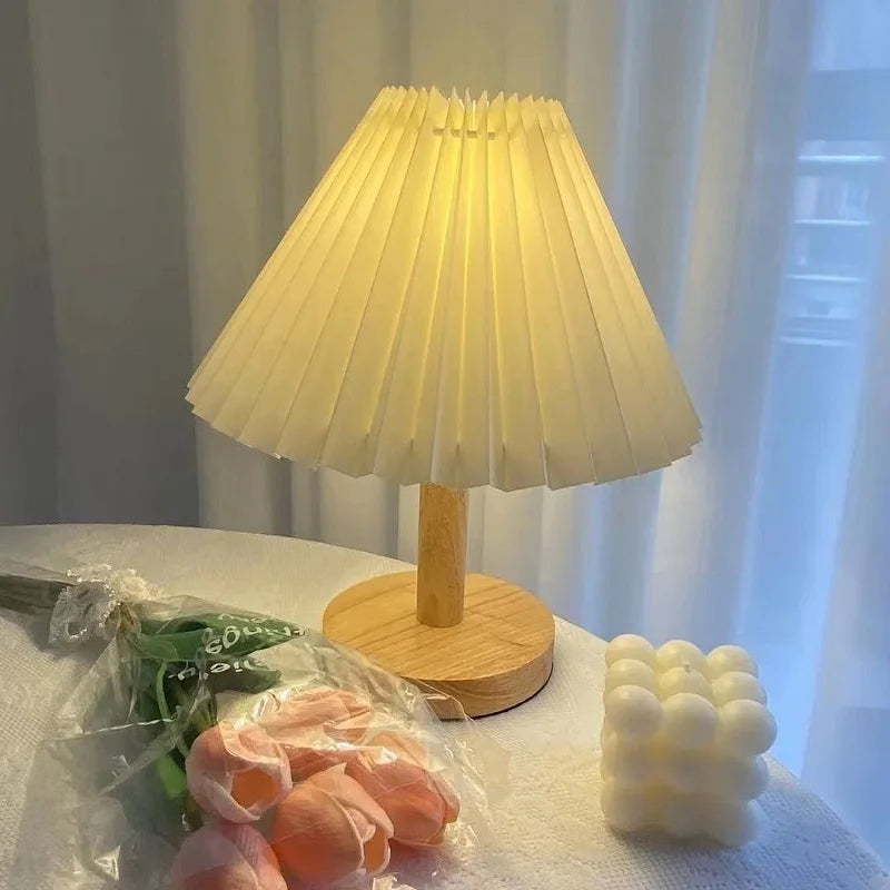 BowLift | Foldable Pleat Table Lamp - Stylish Foldable LED Table Lamp for Unique Interior Design