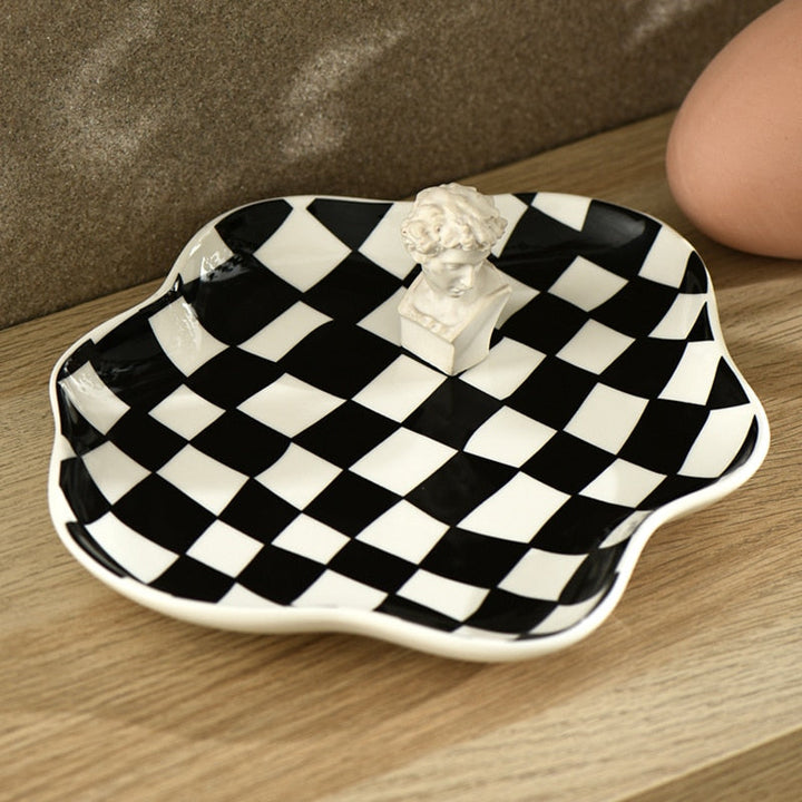 BowLift | Tora Chessboard Tray