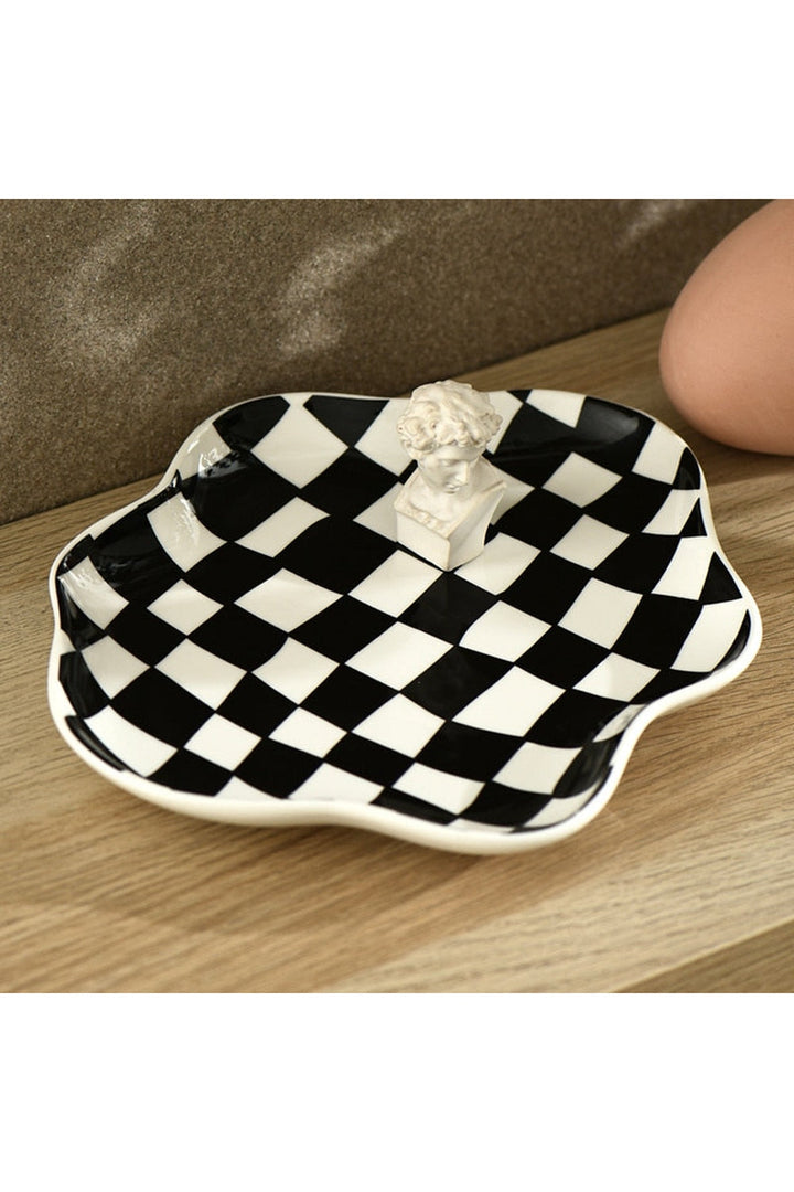 Ceramic chessboard plate | Bowlift