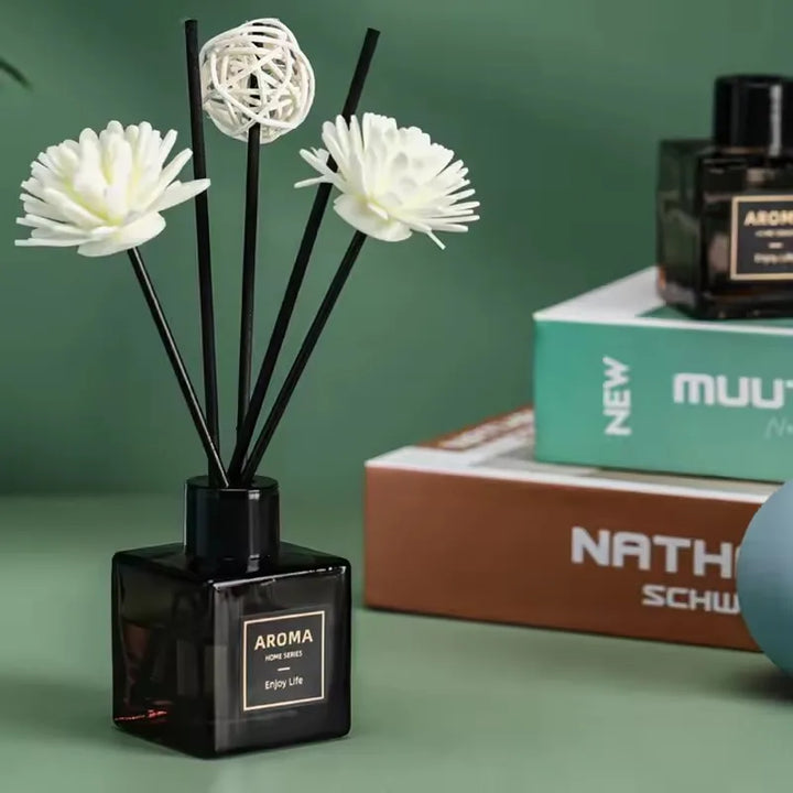 BowLift | Lunavia Room Fragrance Diffuser | Flameless & Decorative | 50ml Aromatherapy | Gift Idea