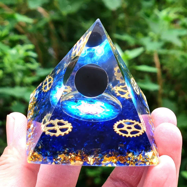 BowLift | Orgonite Pyramid with Amethyst Pendulum – Energy, Protection and Decoration