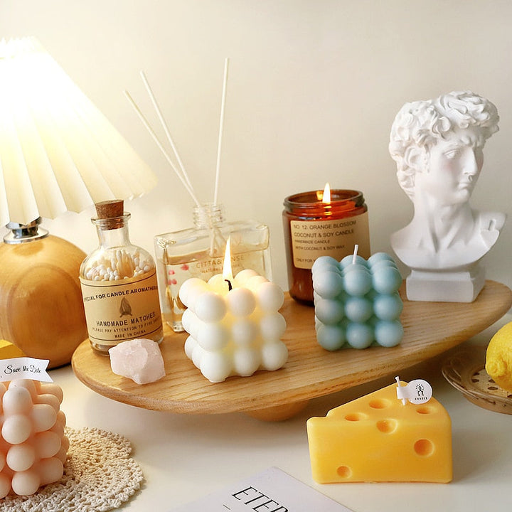 BowLift | BubbleGlow Candle | Complete your interior with this beautiful and trendy candle