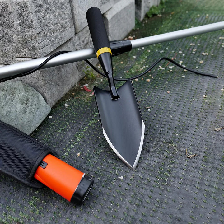 BowLift | TerraGrip Garden Spade | Extra Robust & Ergonomic | Seamlessly Welded | For Hard Soils & Roots