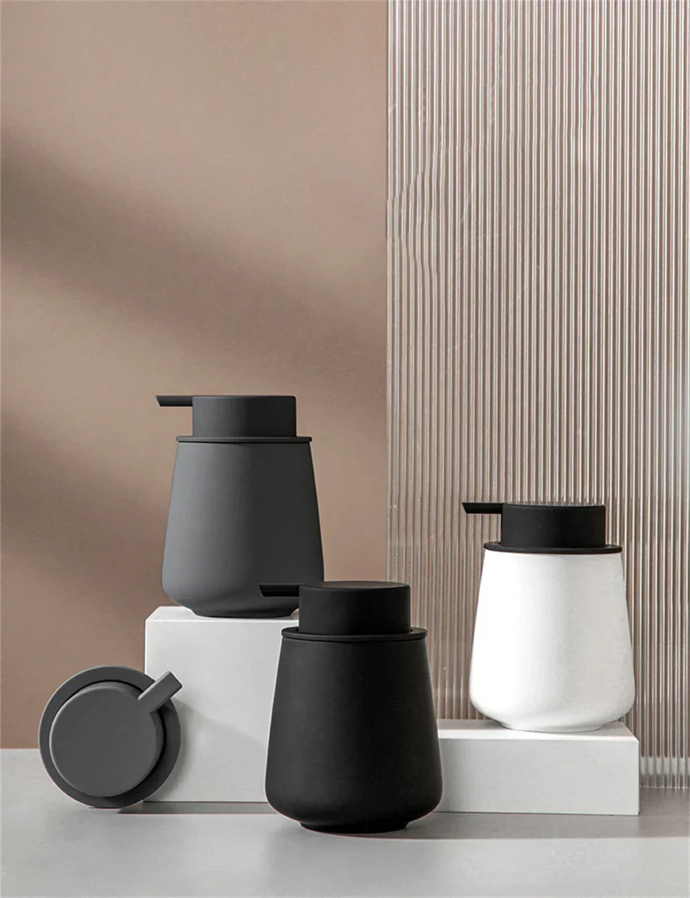 CeramiLux 300 ml Luxury Soap Dispenser made of Ceramic – for Soap, Shampoo, Conditioner or Lotion Bowlift
