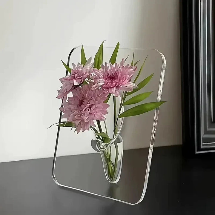Crystal Flow Built-In Tube Vase | Bowlift