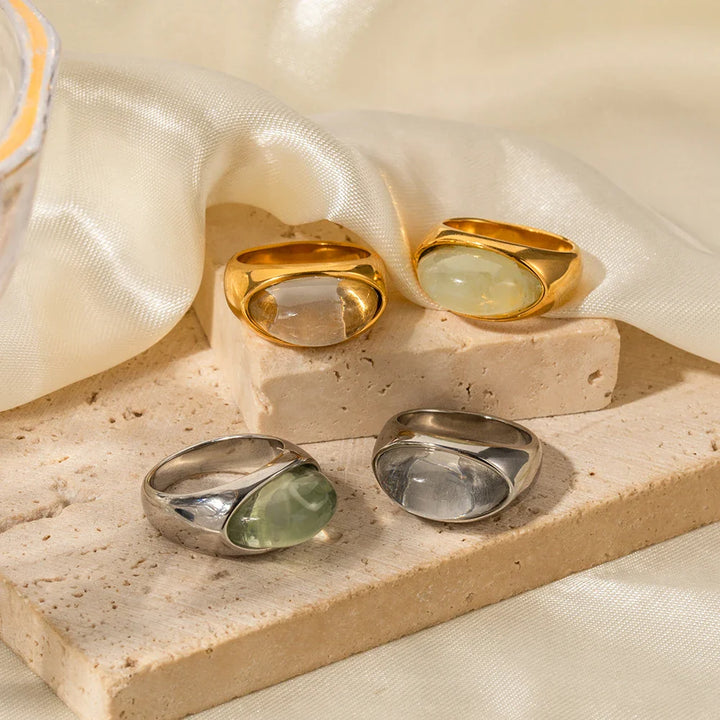 BowLift | Chunky Oval Stone Set Ring