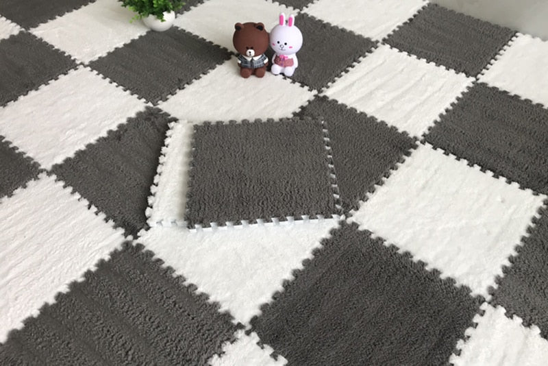 DIY Winter Plush Puzzle Mat | Bowlift