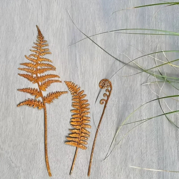 BowLift | FERROBLATT Rust decoration leaf sculpture | Metal garden stake for outdoors & indoors | Weatherproof & stylish | Autumn decoration for garden & home