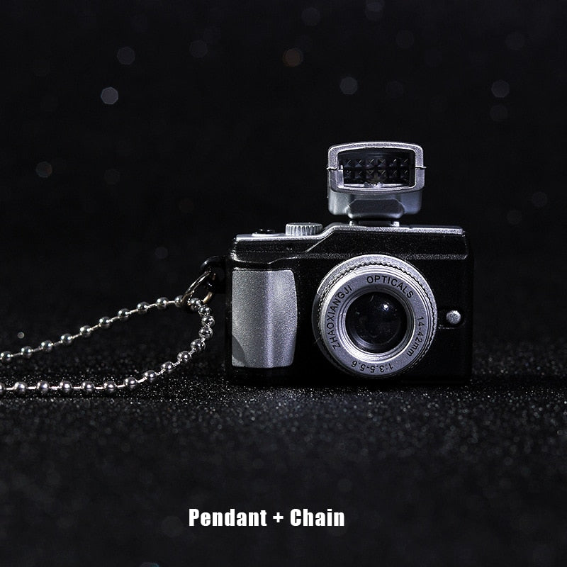 BowLift | Vintage Camera Shaped Flashlight Necklace