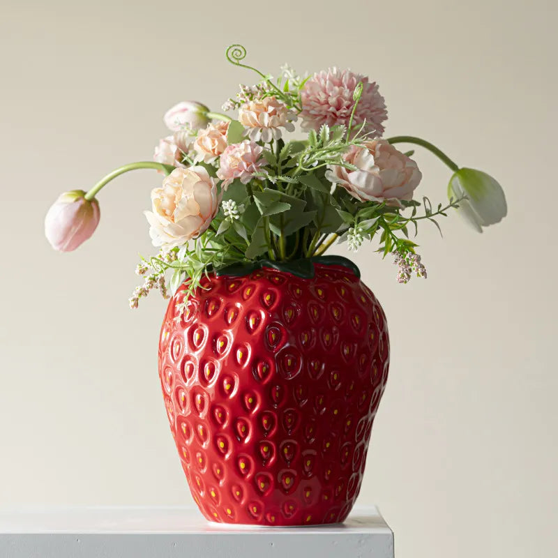 BowLift | Ugly Strawberry Vase