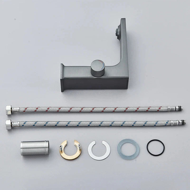 BowLift | LED Sink Faucet with Digital Temperature Display and Hot-Cold Mixing Function