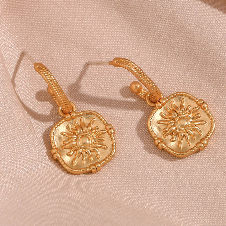 BowLift | Dainty Sun Charm Textured Earring