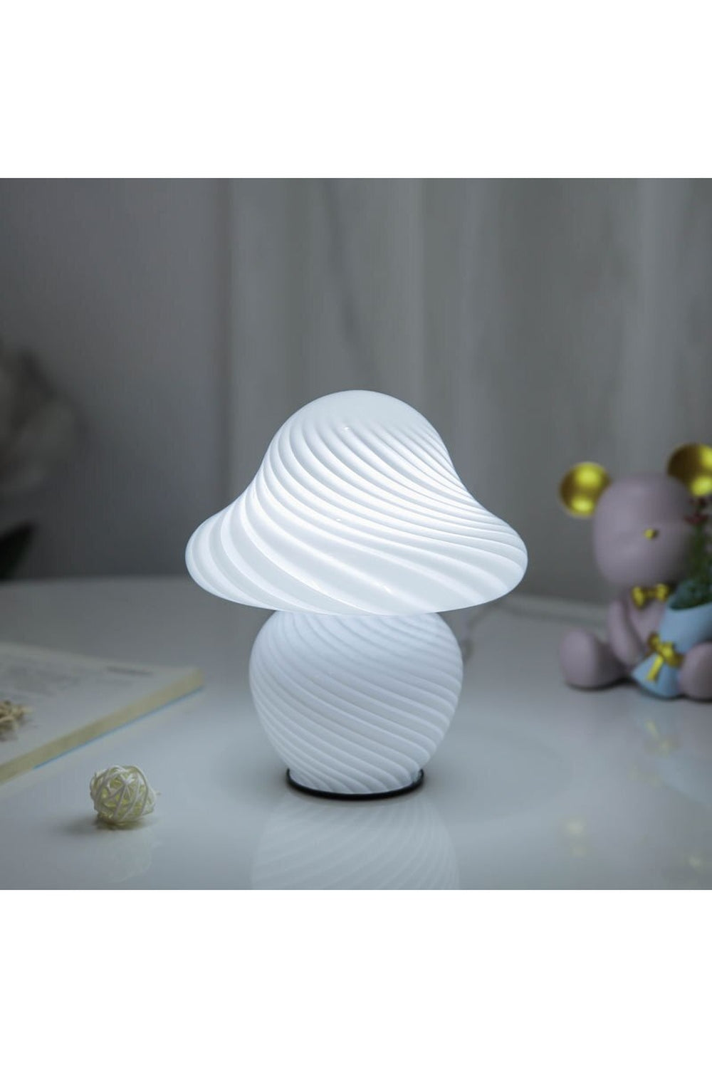 Mushroom Desk Lamp | Bowlift