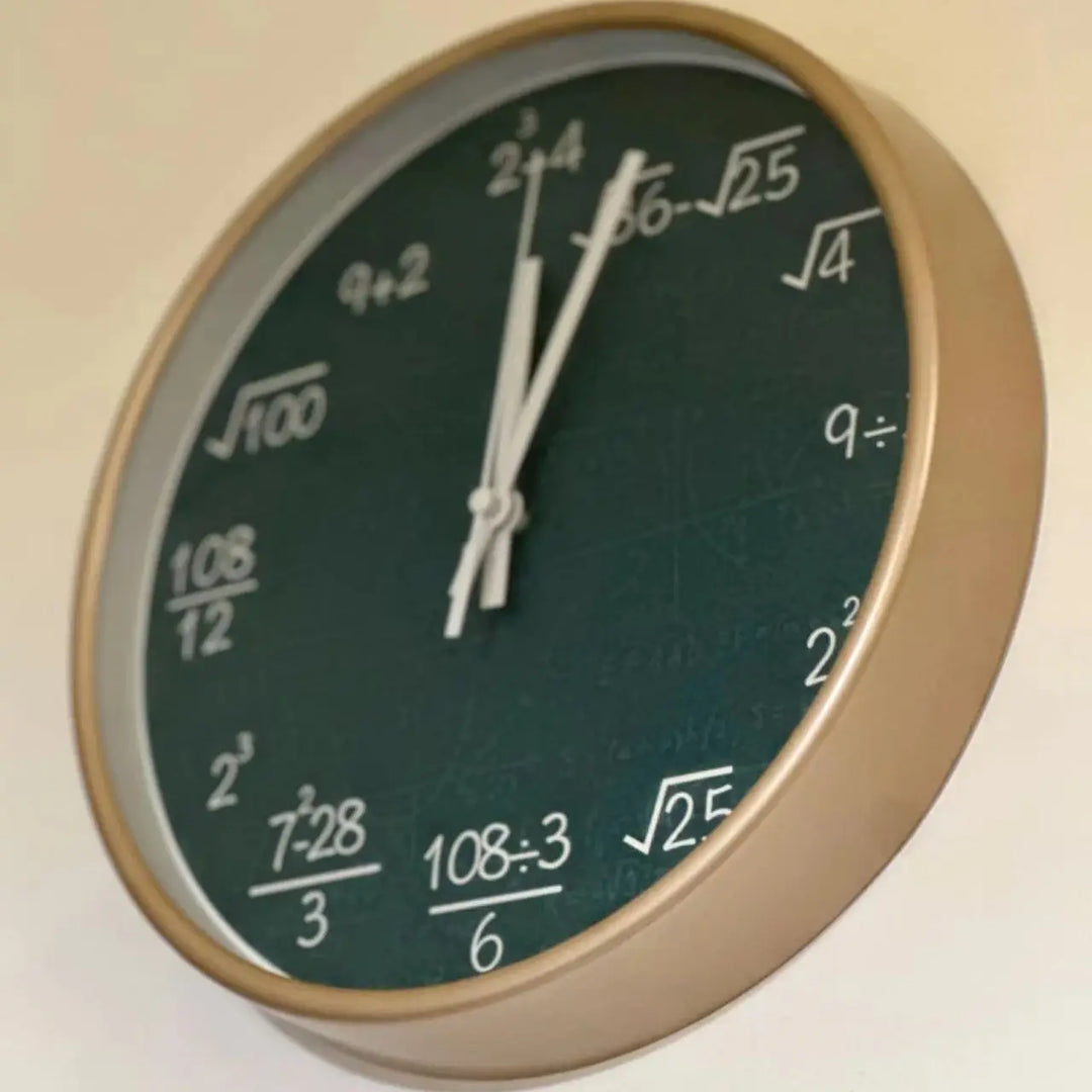 ChalkBoard Clock - Mathematical Formulas Wall Decoration Bowlift