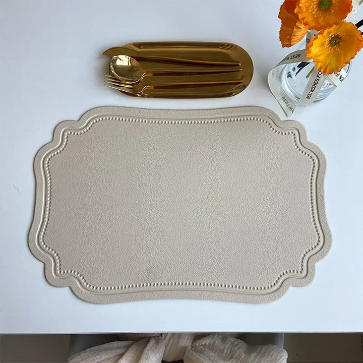 BowLift | Zachary Placemat