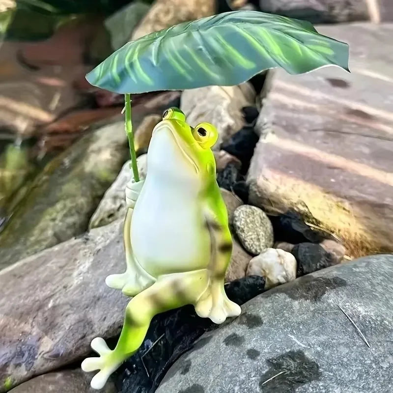 BowLift | Frog on Lotus Leaf Figure for Aquarium Garden Decoration and Balcony Decoration