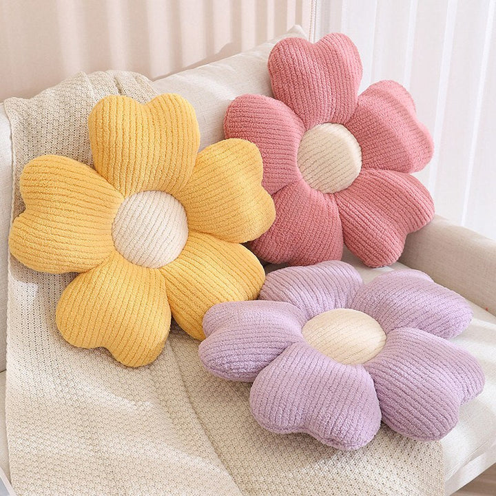 Fluffy Clover Flower Cushion | Bowlift