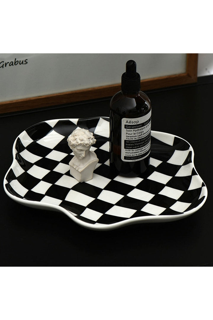 Ceramic chessboard plate | Bowlift