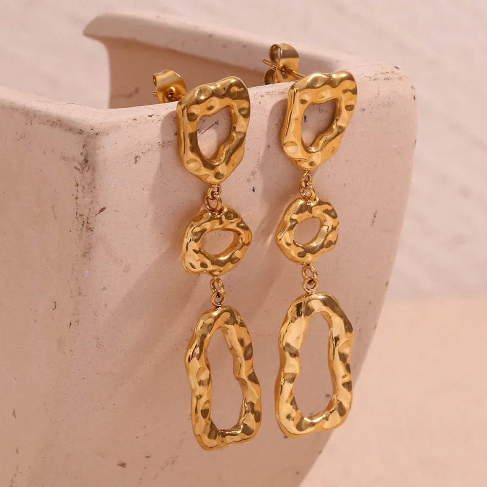 BowLift | Classy Patterned Triple Dangle Earrings