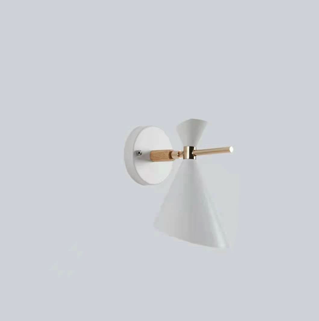 BowLift | Minimalist Wall Light – Modern Horn Design Lamp