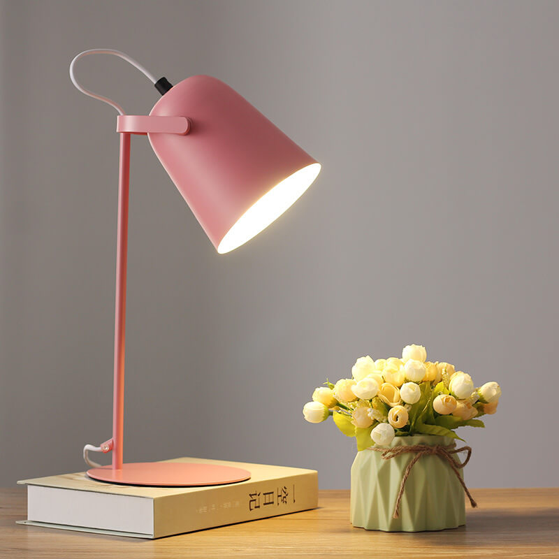 LumiTouch – Minimalist table lamp with tripod base and touch control Bowlift