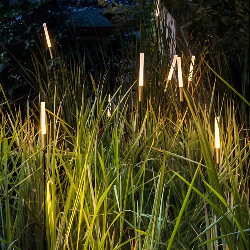 BowLift | Solar LED reed lights for a magical garden ambiance