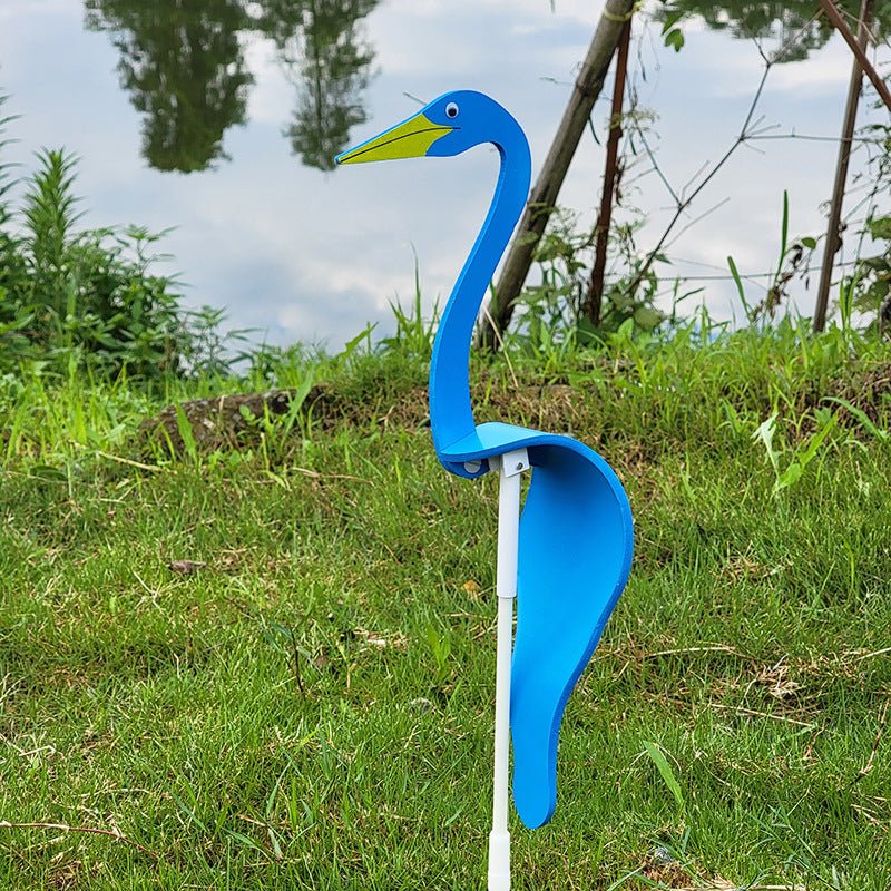 BowLift | Whirling Bird Decoration for a Charming Garden