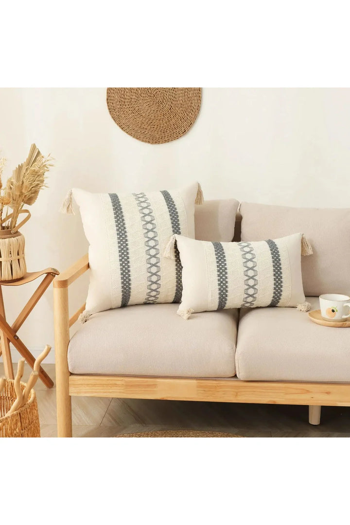 Crochet Tassel Pillowcase | Bowlift