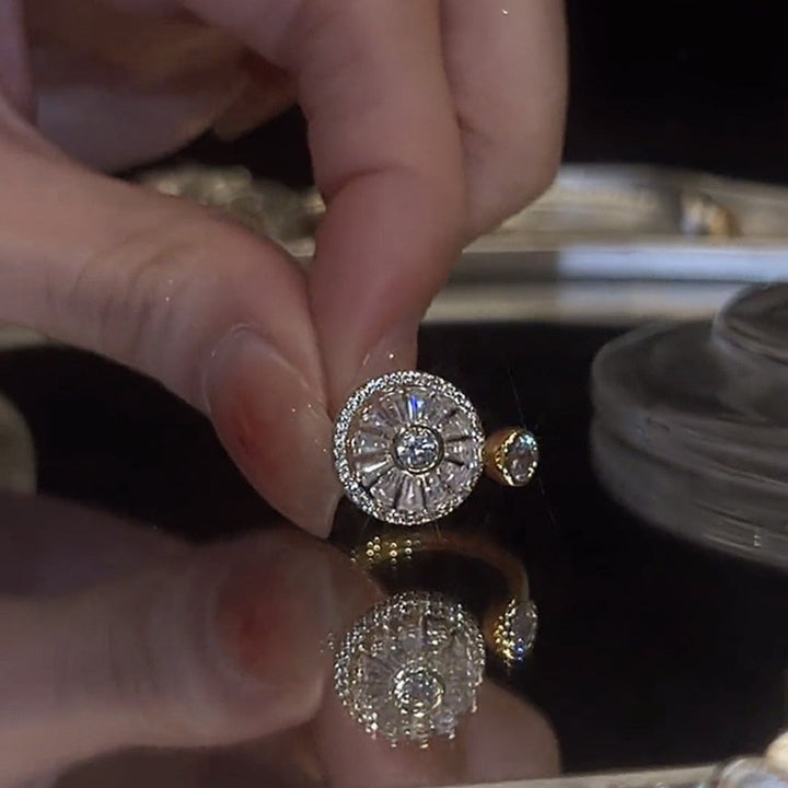 BowLift | Blooming Flower Rotating Ring