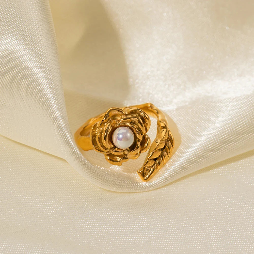 BowLift | Adjustable Pearl Camellia Flower Ring