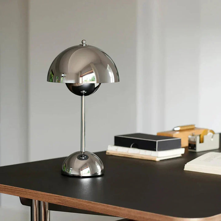 BowLift | Adjustable LED Lamp with Gentle Glow