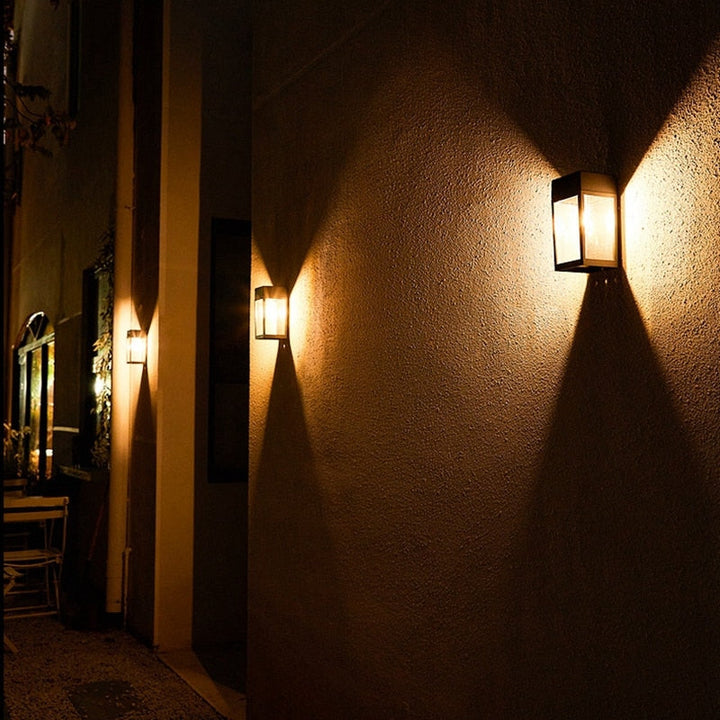BowLift | GlowHaven – Wall Lamp for Garden Fences with Inviting Light