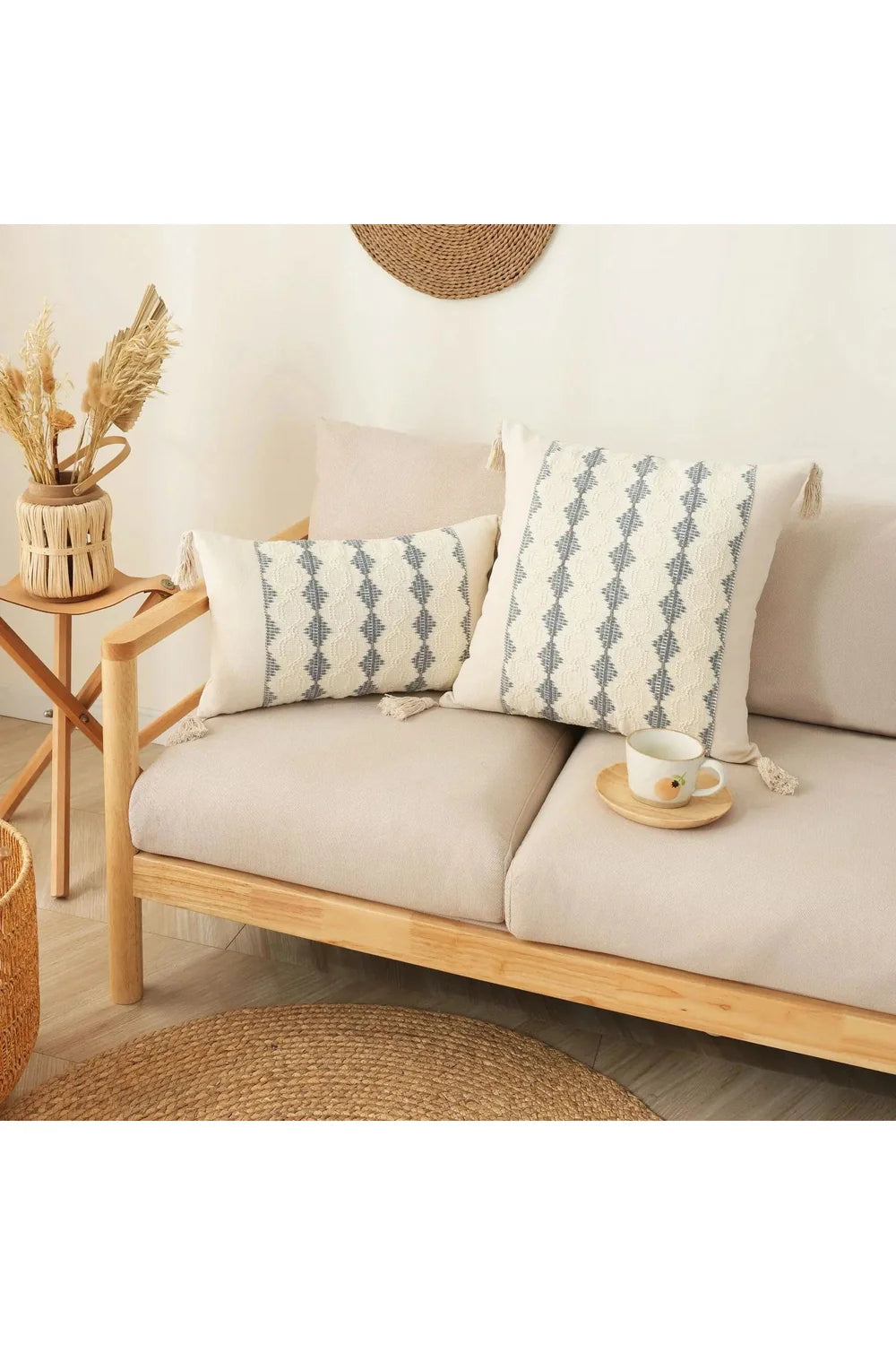 Crochet Tassel Pillowcase | Bowlift