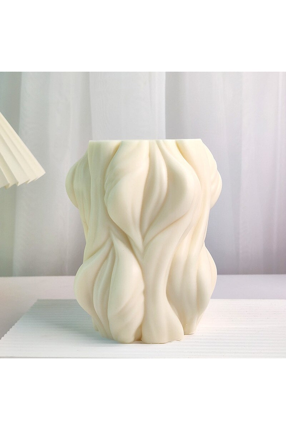 geometric candle shape | Bowlift