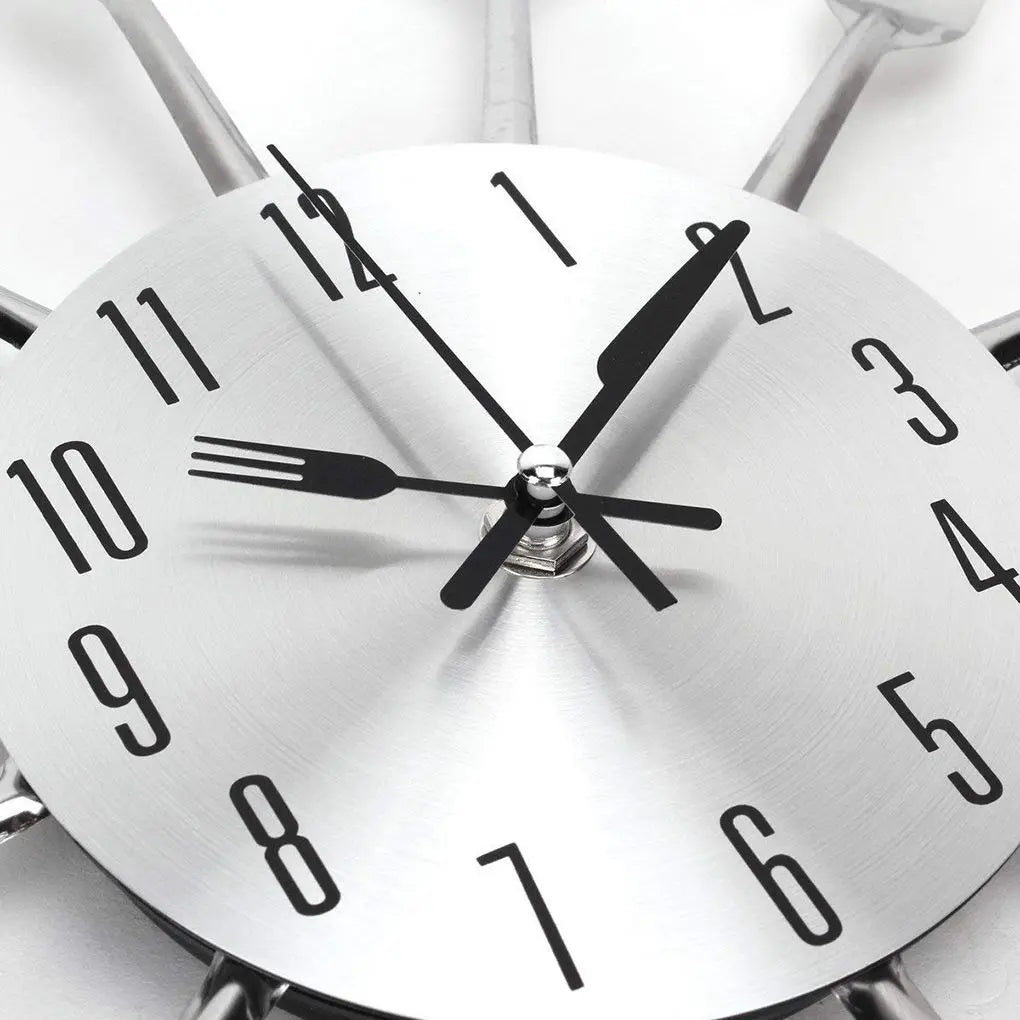 BowLift | Kitchen wall clock that draws attention