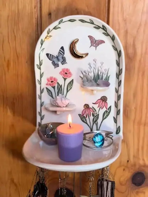 BowLift | Sacred Floral Jewelry Altar – A Place of Calm and Significance