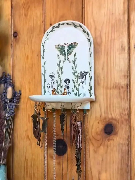 BowLift | Sacred Floral Jewelry Altar – A Place of Calm and Significance