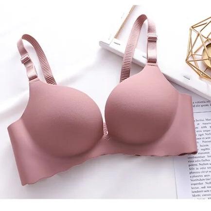 BowLift | GlowBra — Invisible comfort that makes your silhouette shine