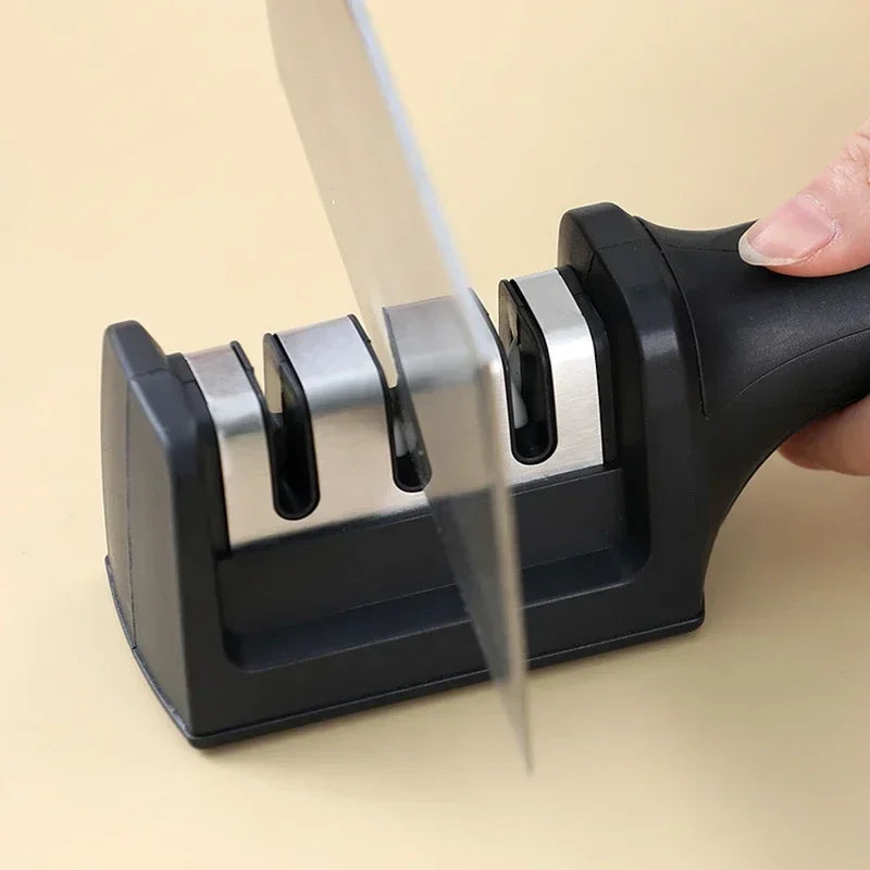 BowLift | Sharpener with non-slip stability and precision in every kitchen