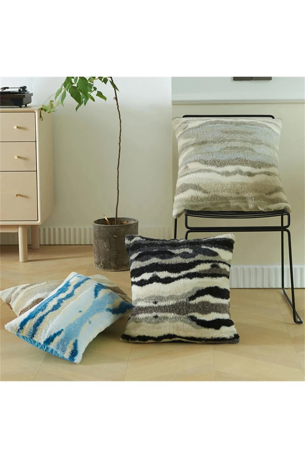 Plush Nordic Pillowcase | Bowlift