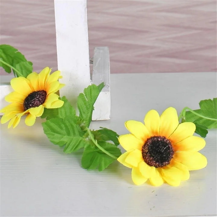 BowLift | Floraviva SunVine Sunflower Garland Artificial | 2.6 m Length | 12 Flowers Ø 8 cm | For Wedding, Balcony & DIY Decor