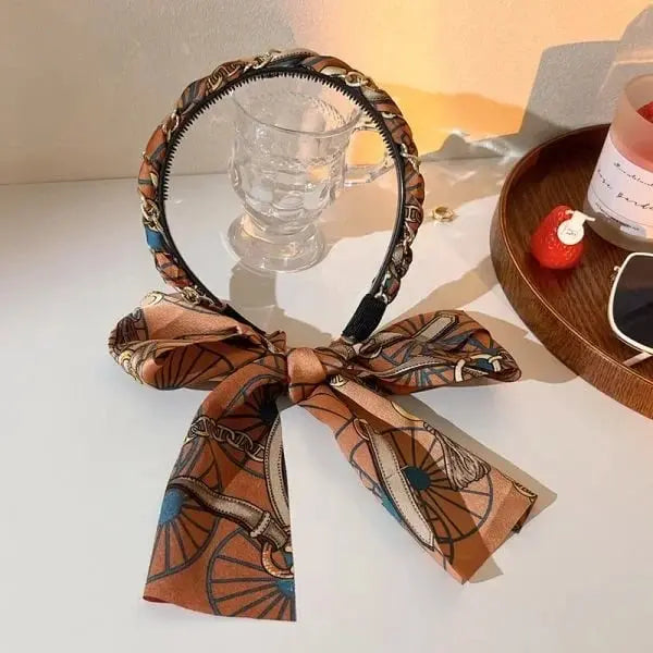 BowLift | Satin headband with weaving function – Perfect for Oktoberfest & festivities