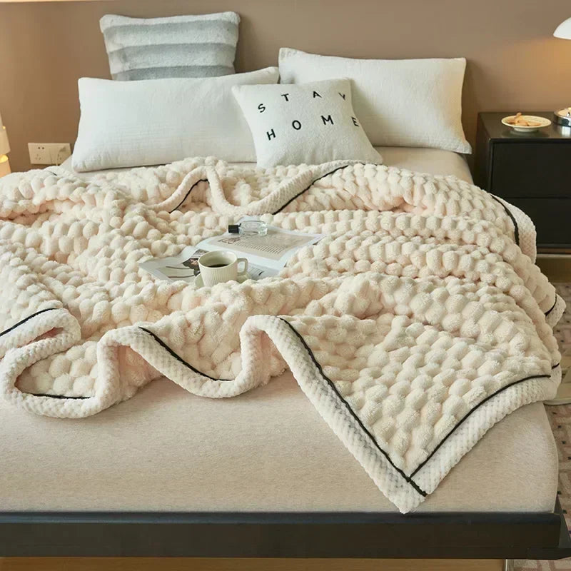 BowLift | Velutura Plush Blanket made of Turtle Velour | Fluffy & Warm | For Bed, Sofa & Travel | Anti-Pilling | Various Sizes & Colors