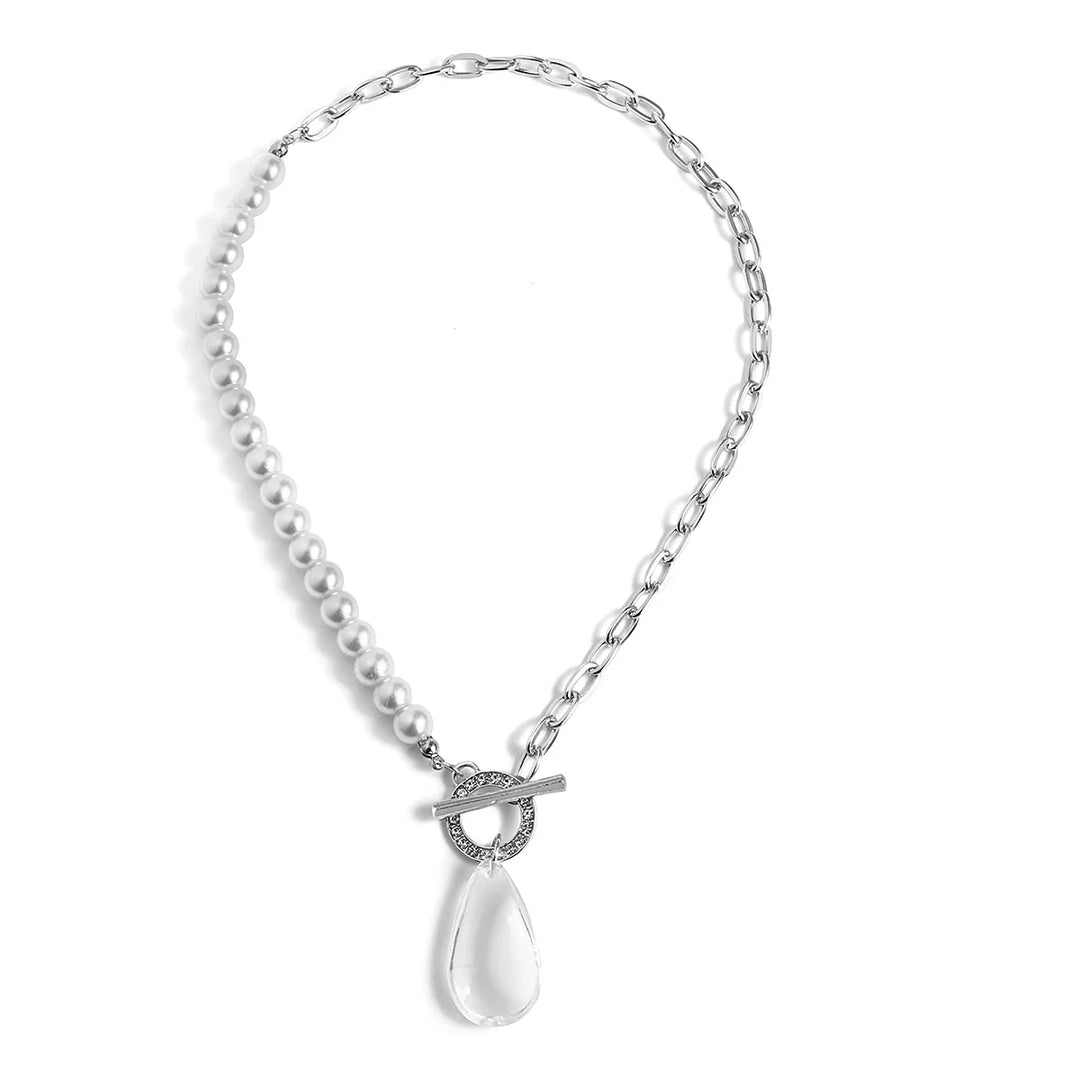 BowLift | Chunky Paperclip Crystal Waterdrop Circle Bar Clasp Necklace