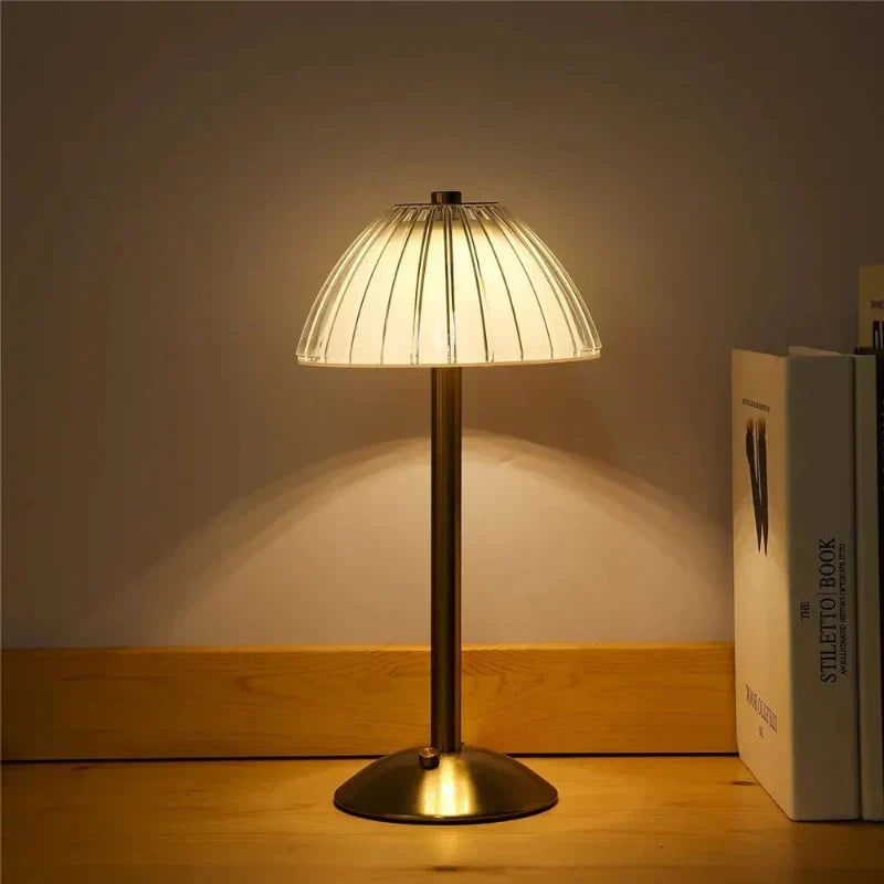 BowLift | Wireless LED table lamp with three color modes and dimming function