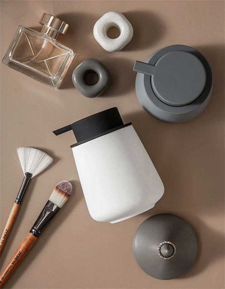 CeramiLux 300 ml Luxury Soap Dispenser made of Ceramic – for Soap, Shampoo, Conditioner or Lotion Bowlift
