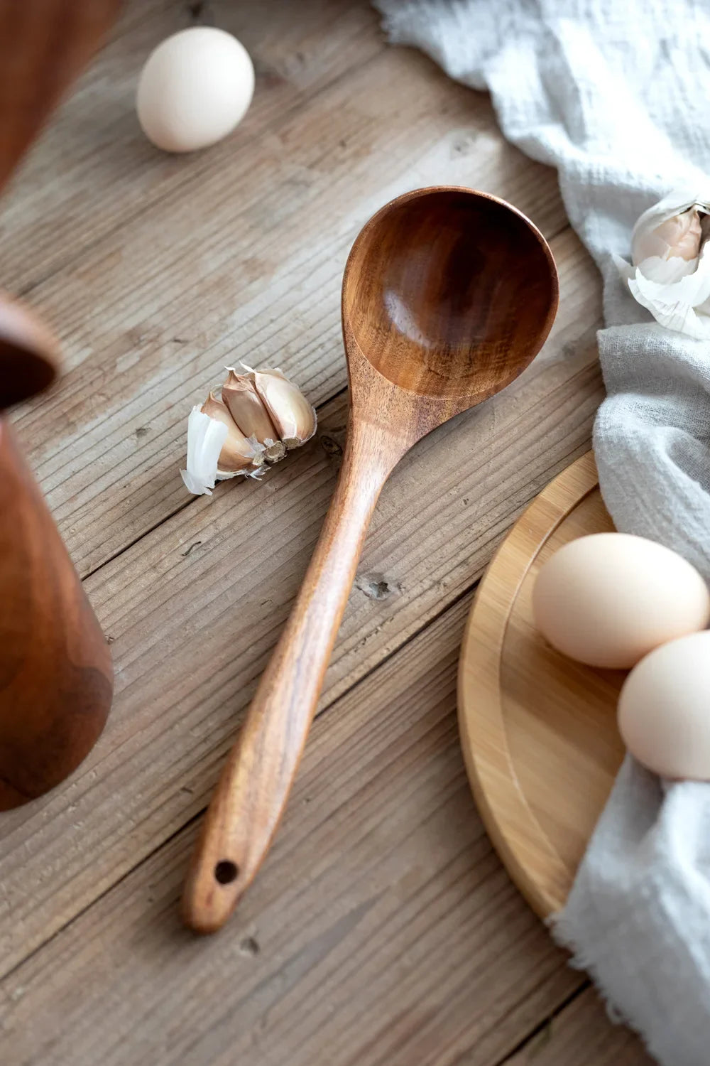 BowLift | Kitchen Set Made from Natural Teak Wood