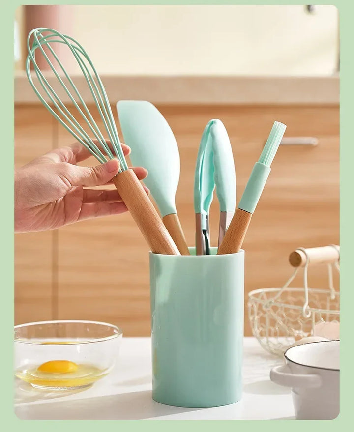 ChefEase – 12-piece silicone kitchen utensil set with wooden handles Bowlift