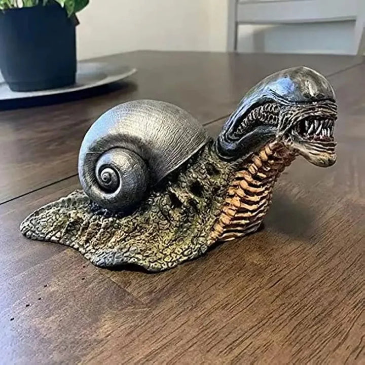 BowLift | Variation Snail Statue, Resin Evil Snail Sculpture Alien Lover's New Favorite Home Office Decoration Garden Outdoor Decoration